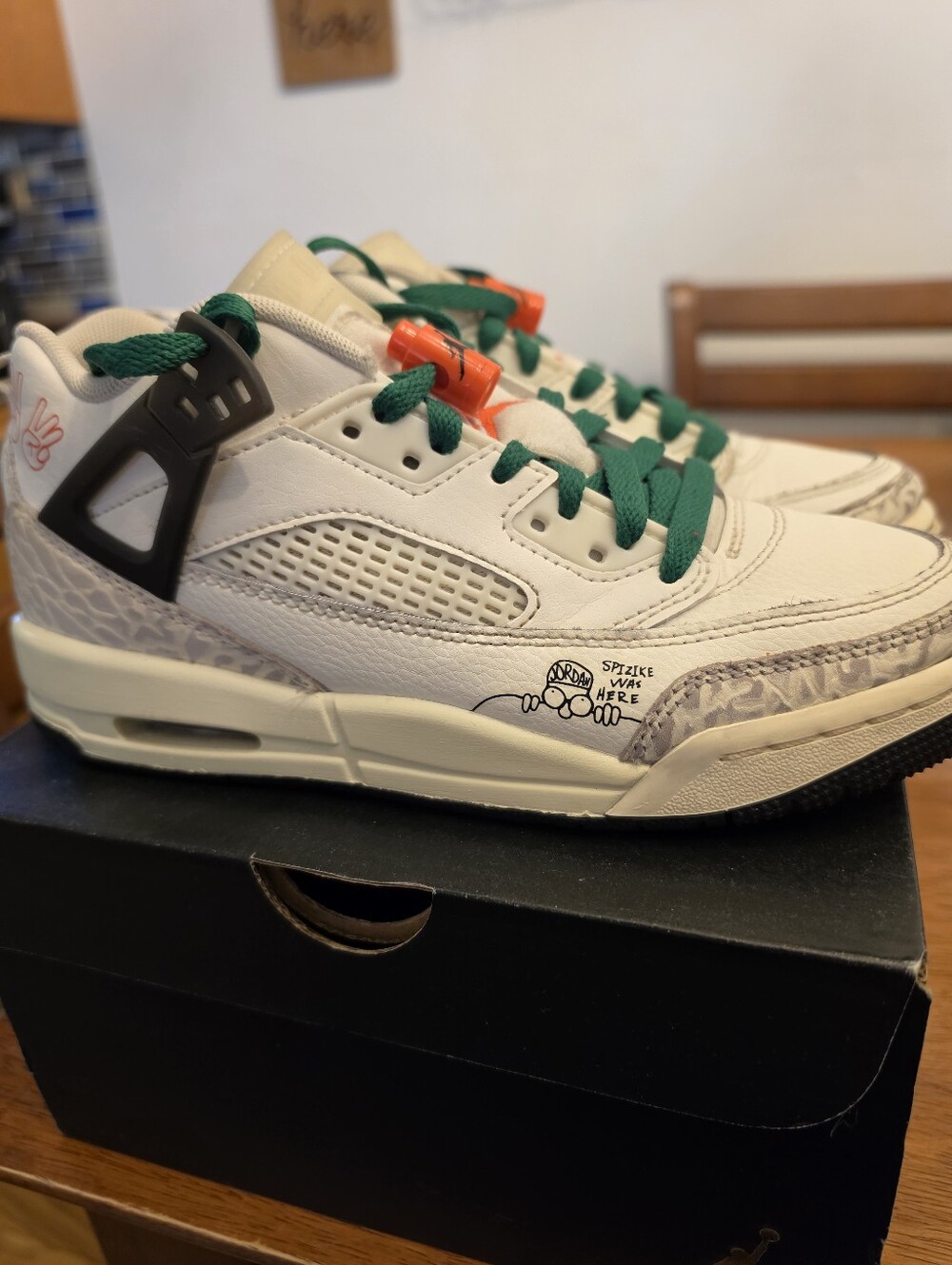 Jordan Kids' Spizike Low GS Sneakers